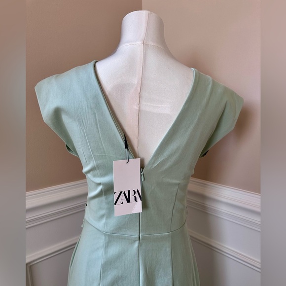 NWT ZARA Women's Mint Green Sleeveless Pleated
Waist Dress Size M - Picture 3 of 8